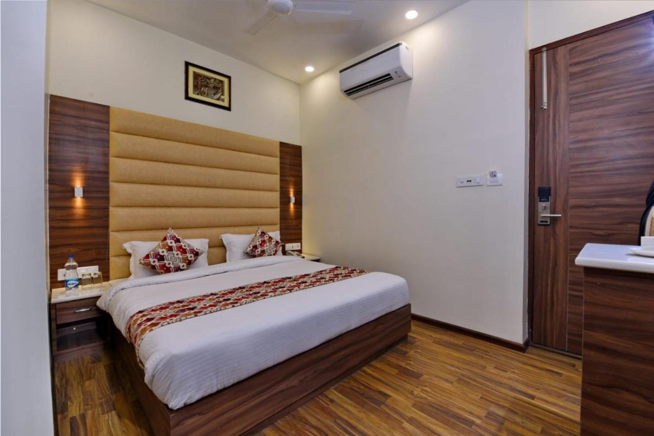 Belofte Yonit Inn Amritsar Zewnętrze zdjęcie